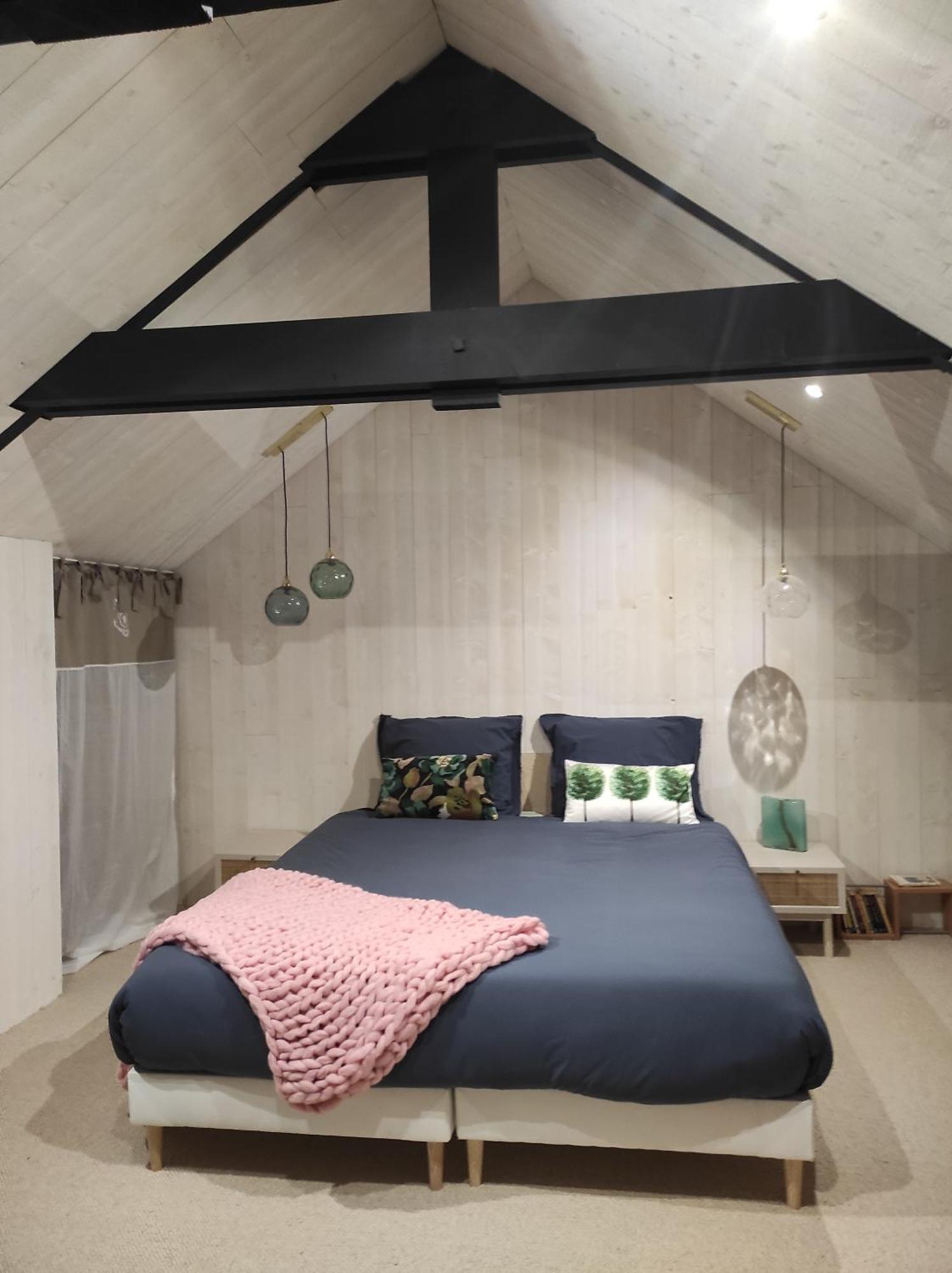 La Ville Es Riez Chambre D'Hotes Corseul Экстерьер фото